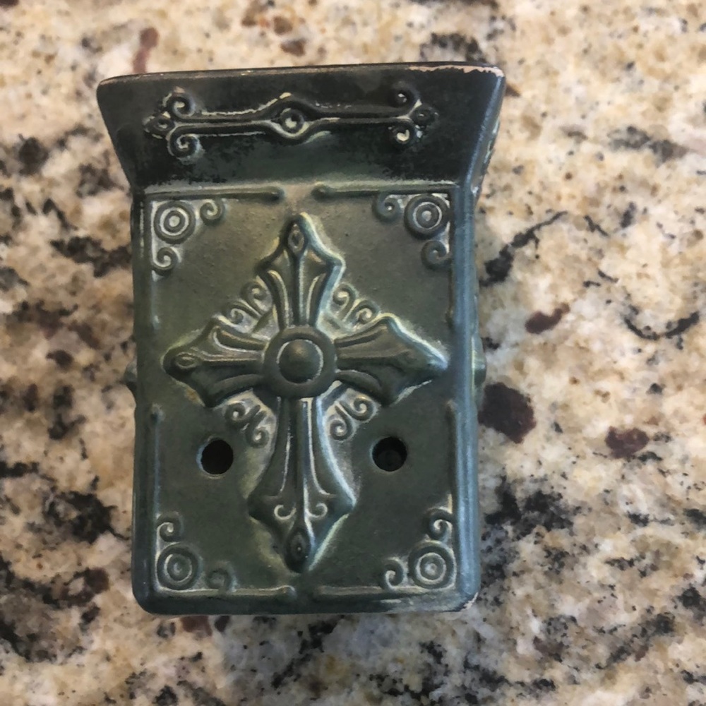 Scentsy Charity Plug In